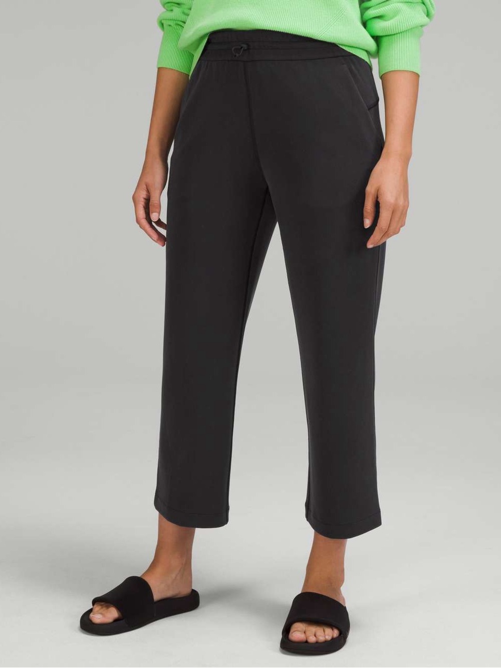 NWT Lululemon Softstreme HR Straight Leg Crop Pants Black Size 6 $118